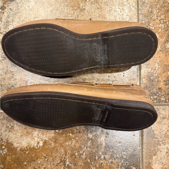 Men’s Sperry Shoes - Picture 3 of 4